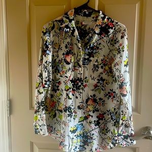 Silk blouse so flattering by Equipment Femme